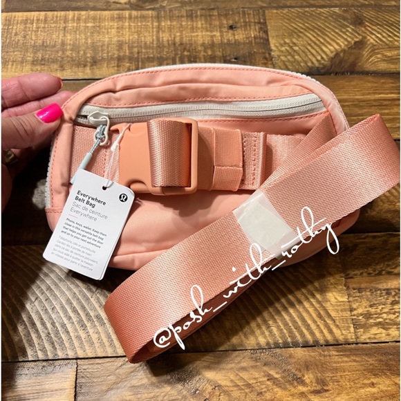 🍋Lululemon Everywhere Belt Bag, NWT - Picture 9 of 12